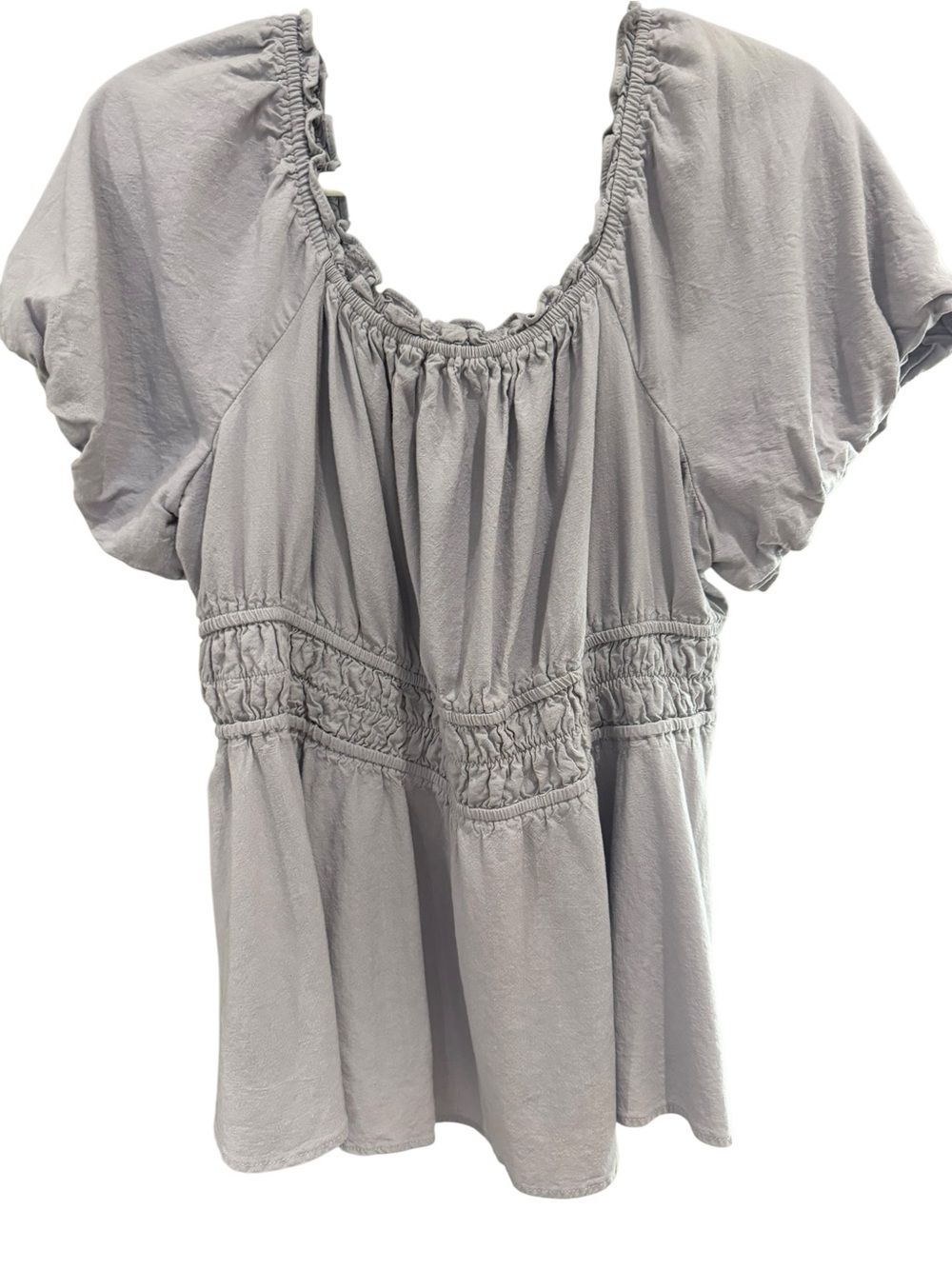 Torrid Light Gray Smocked Peplum Blouse Puff Sleeve Size 2 (2X)